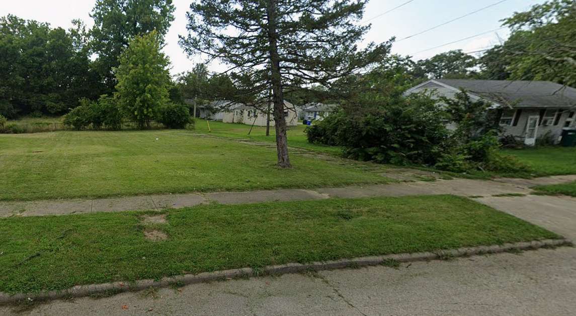 0.36 Acres of Residential Land for Sale in Decatur, Illinois