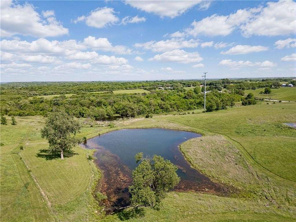20 Acres of Recreational & Residential Land for Sale in Richmond, Missouri