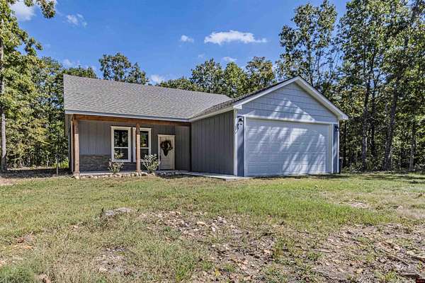 5.7 Acres of Land with Home for Sale in Yellville, Arkansas