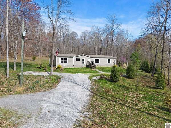 20 Acres of Recreational Land with Home for Sale in Kuttawa, Kentucky