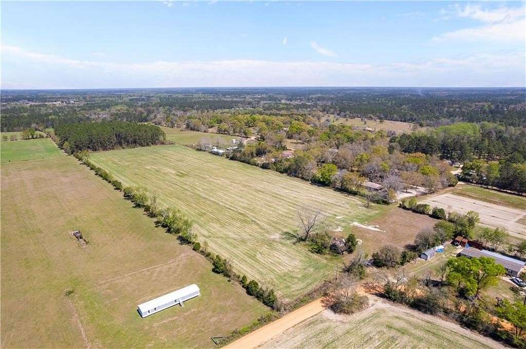 44 Acres of Land for Sale in Jesup, Georgia