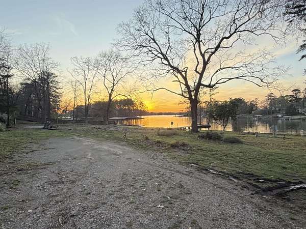 1.37 Acres of Residential Land for Sale in Hot Springs, Arkansas