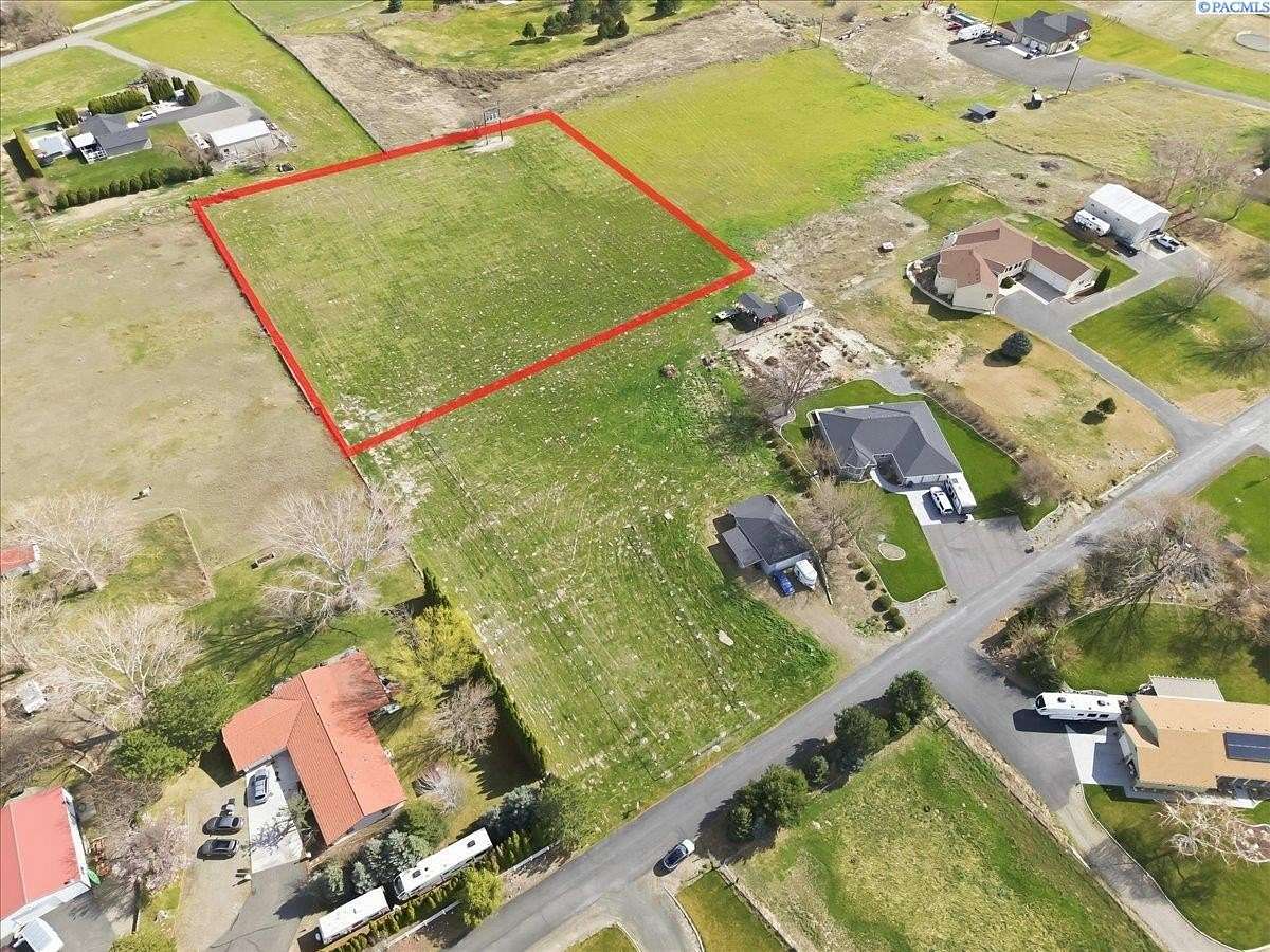2.58 Acres of Residential Land for Sale in Kennewick, Washington