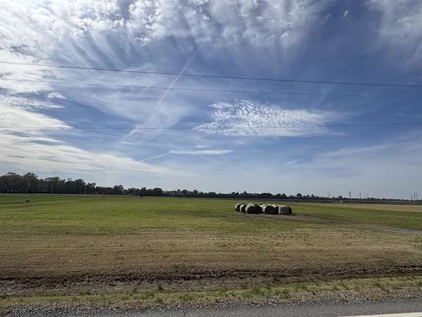 5 Acres of Commercial Land for Sale in Stuttgart, Arkansas