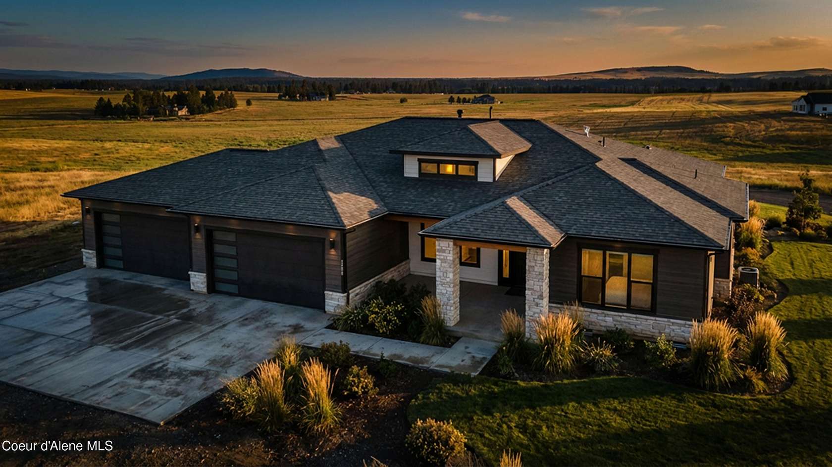 10 Acres of Recreational Land with Home for Sale in Nordman, Idaho