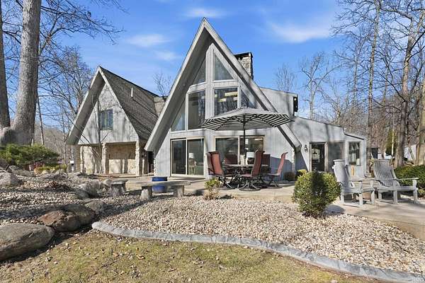 18.6 Acres of Land with Home for Sale in Huntington, Indiana