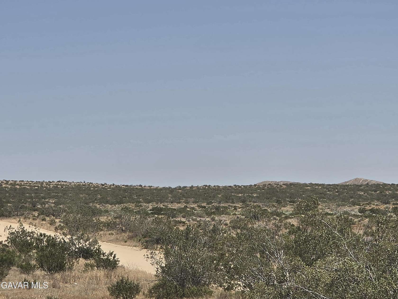 2.5 Acres of Residential Land for Sale in Rosamond, California