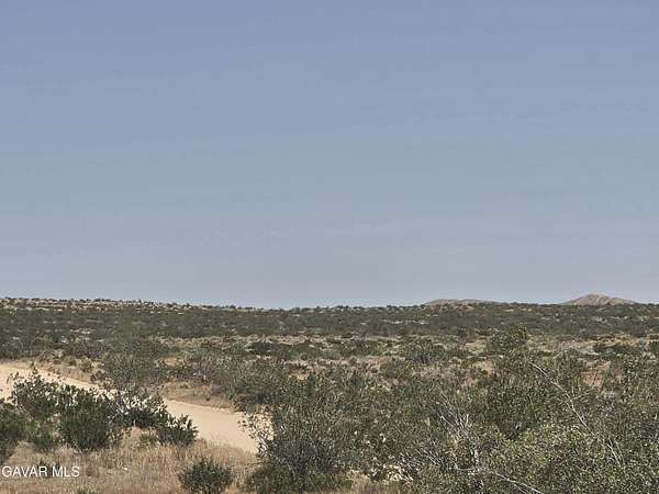 2.5 Acres of Residential Land for Sale in Rosamond, California