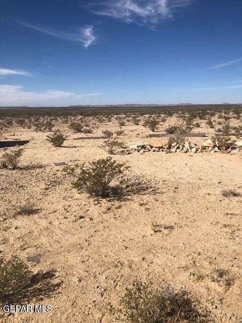 20 Acres of Land for Sale in Sierra Blanca, Texas