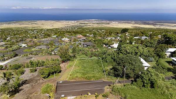 0.5 Acres of Land for Sale in Kailua-Kona, Hawaii