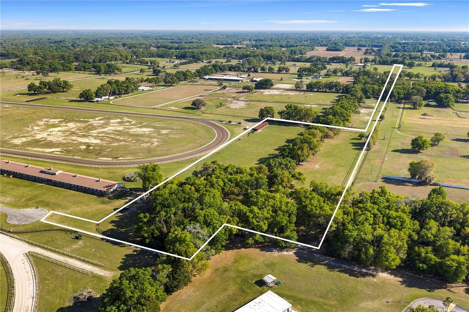 12 Acres of Agricultural Land for Sale in Citra, Florida