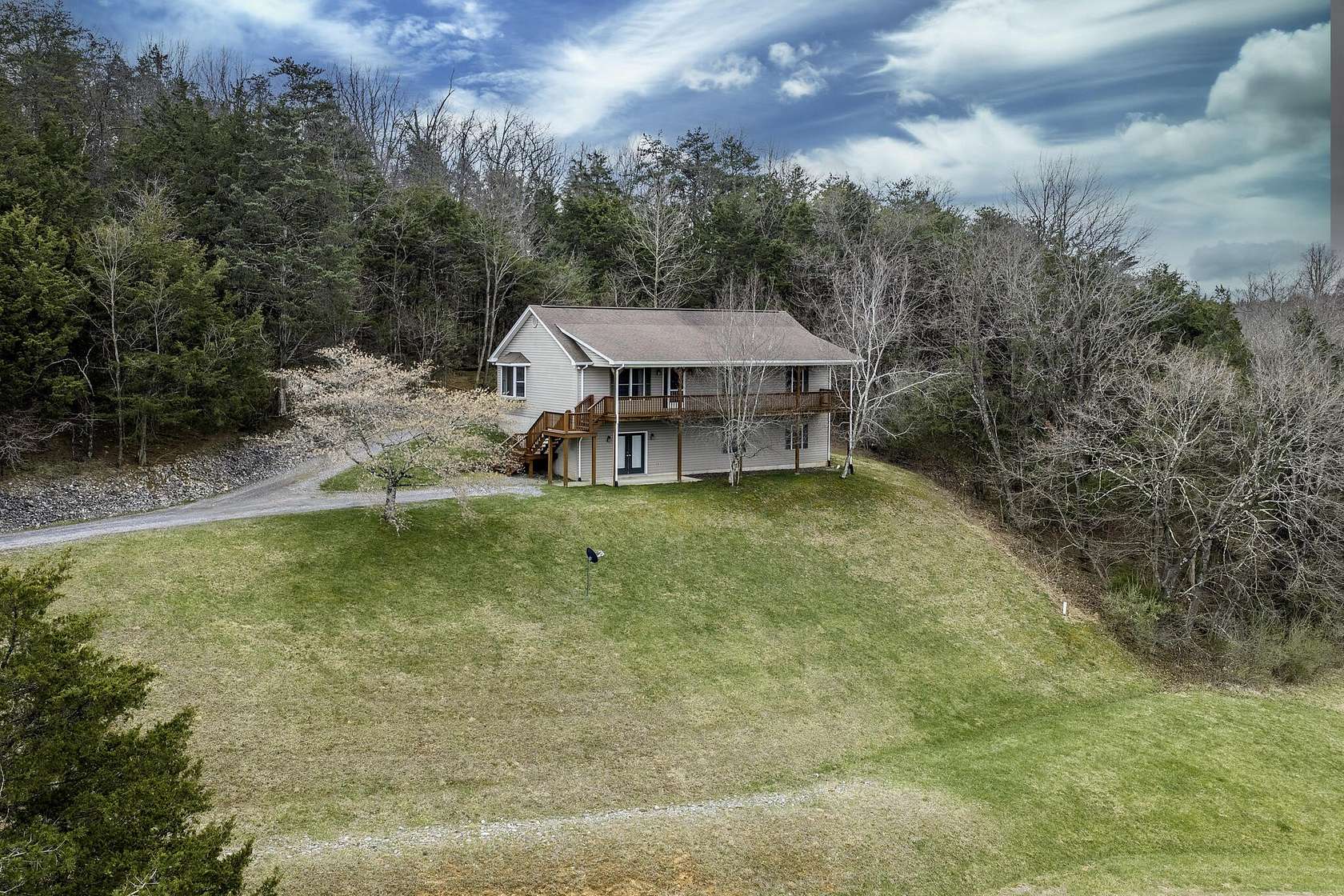 1.85 Acres of Improved Mixed-Use Land for Sale in Lexington, Virginia