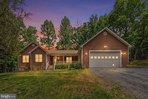 39.6 Acres of Recreational Land with Home for Sale in Amissville, Virginia