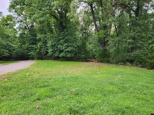 0.85 Acres of Residential Land for Sale in Flippin, Arkansas