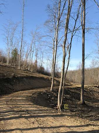 13.6 Acres of Recreational & Residential Land for Sale in East Bernstadt, Kentucky