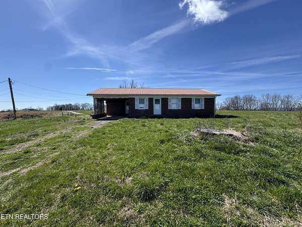 11 Acres of Land with Home for Sale in Harrogate, Tennessee
