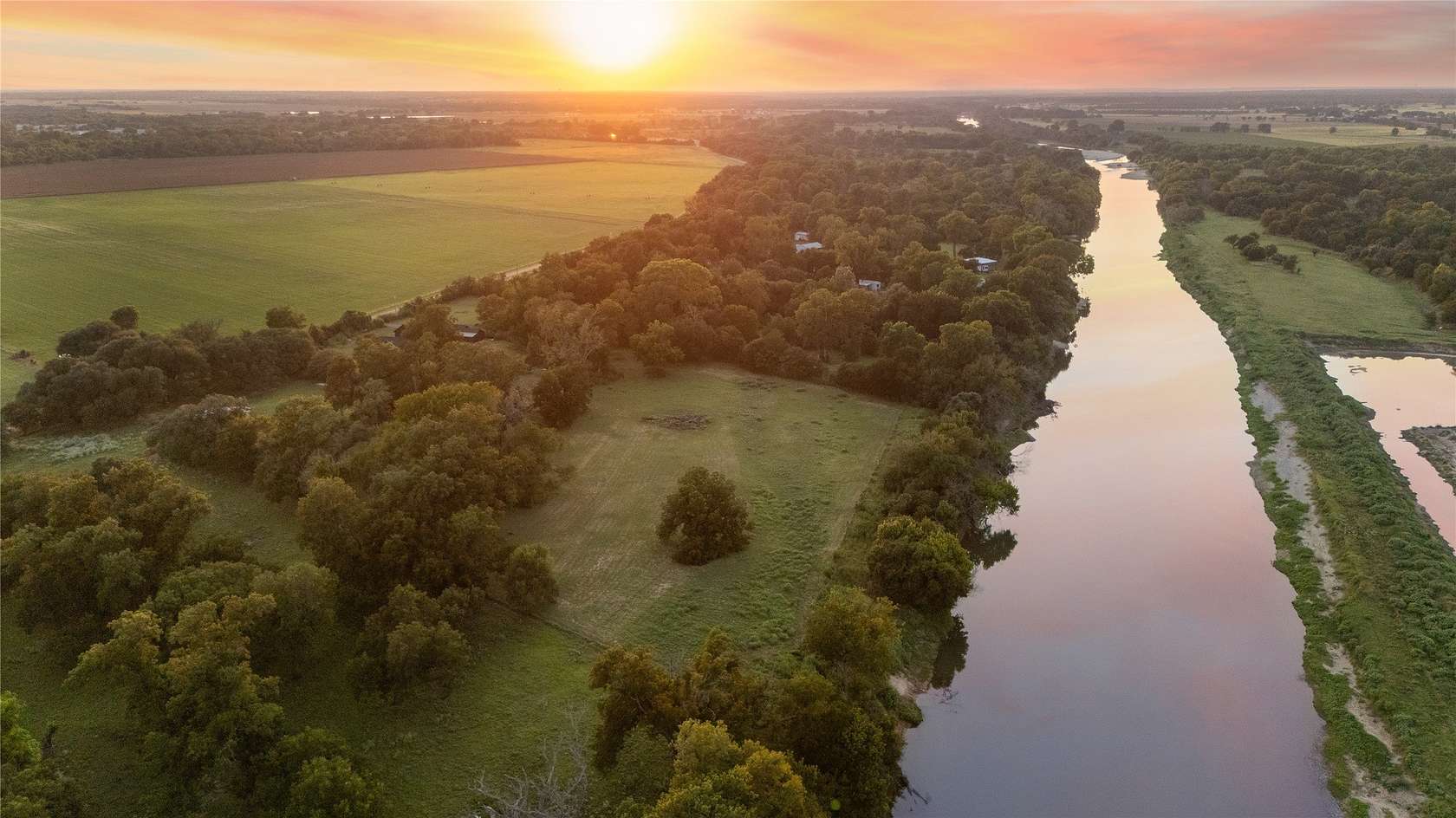 5 Acres of Land for Sale in Waco, Texas