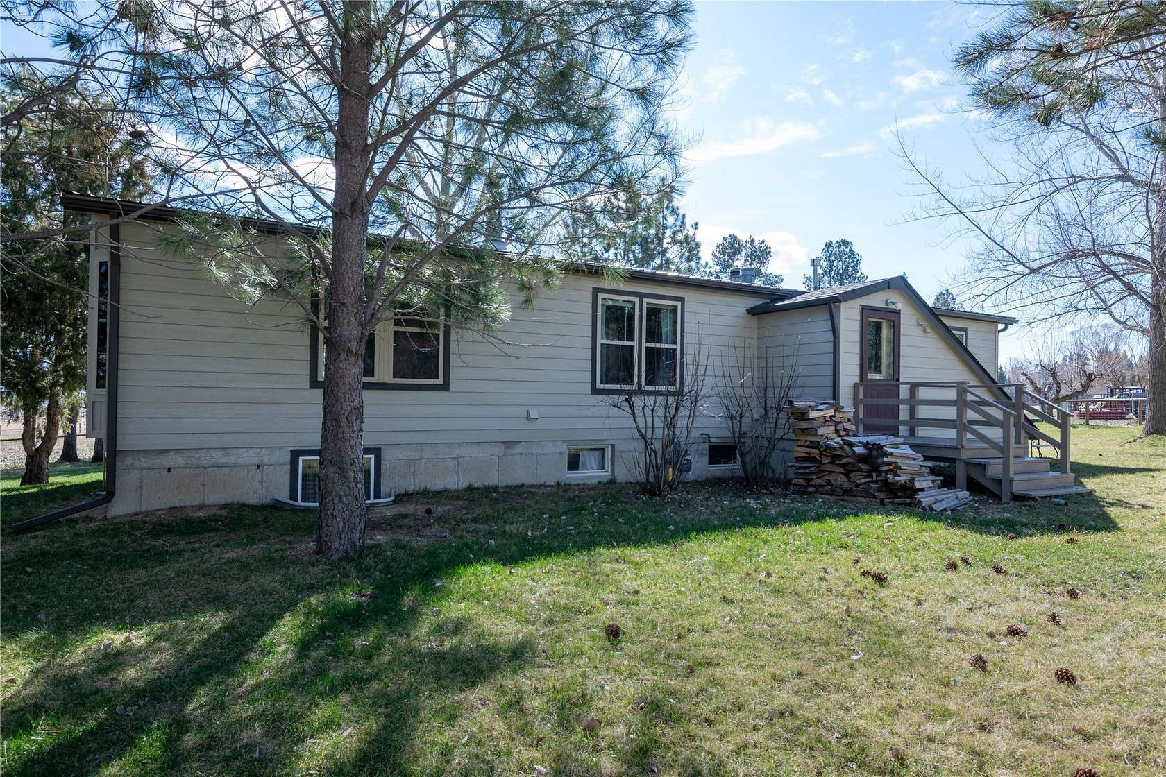 4.7 Acres of Land with Home for Sale in Victor, Montana