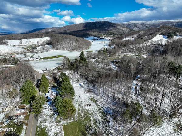 2 Acres of Residential Land for Sale in Bristol, Tennessee