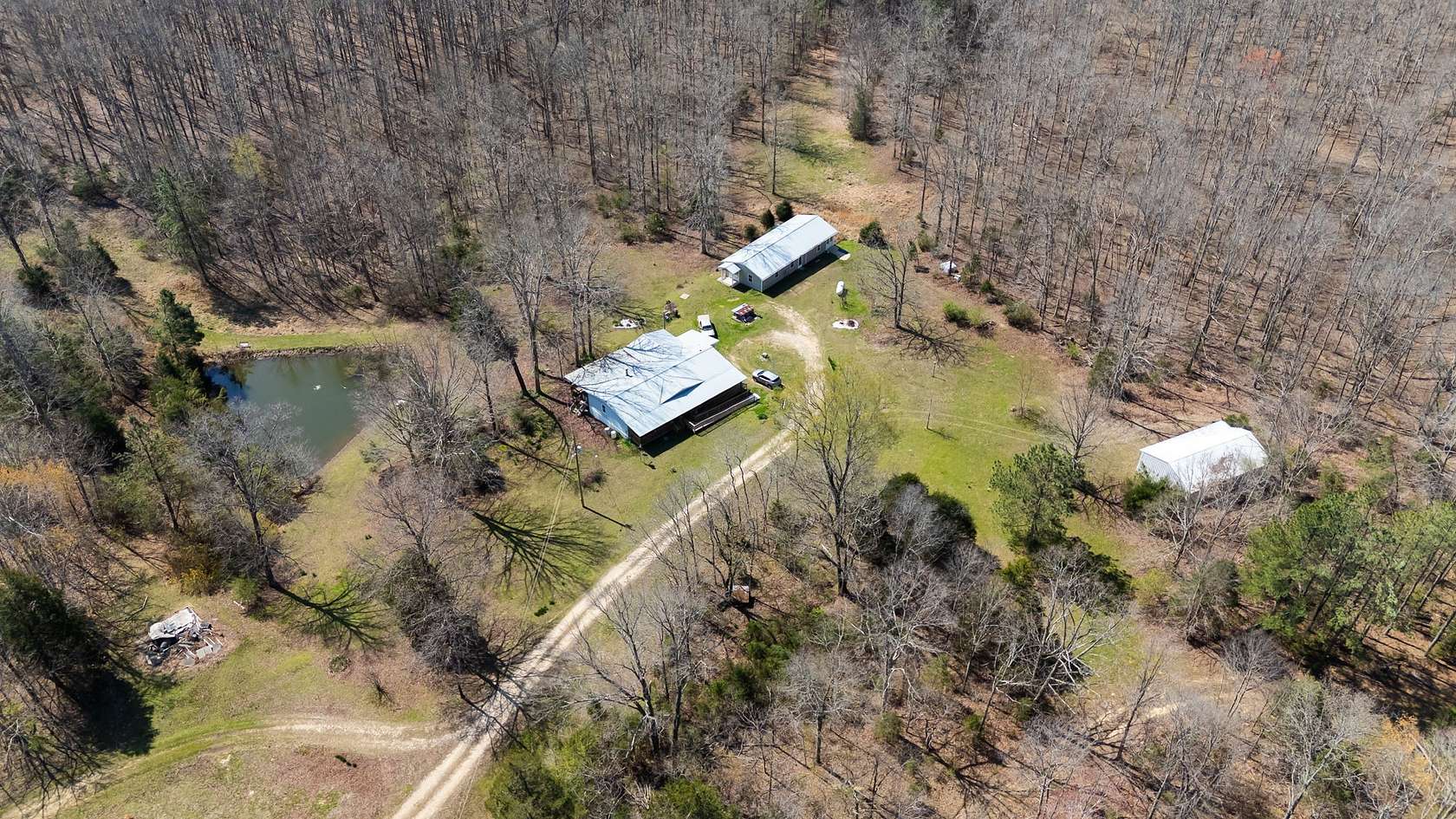 136 Acres of Recreational Land with Home for Sale in Shady Grove, Tennessee