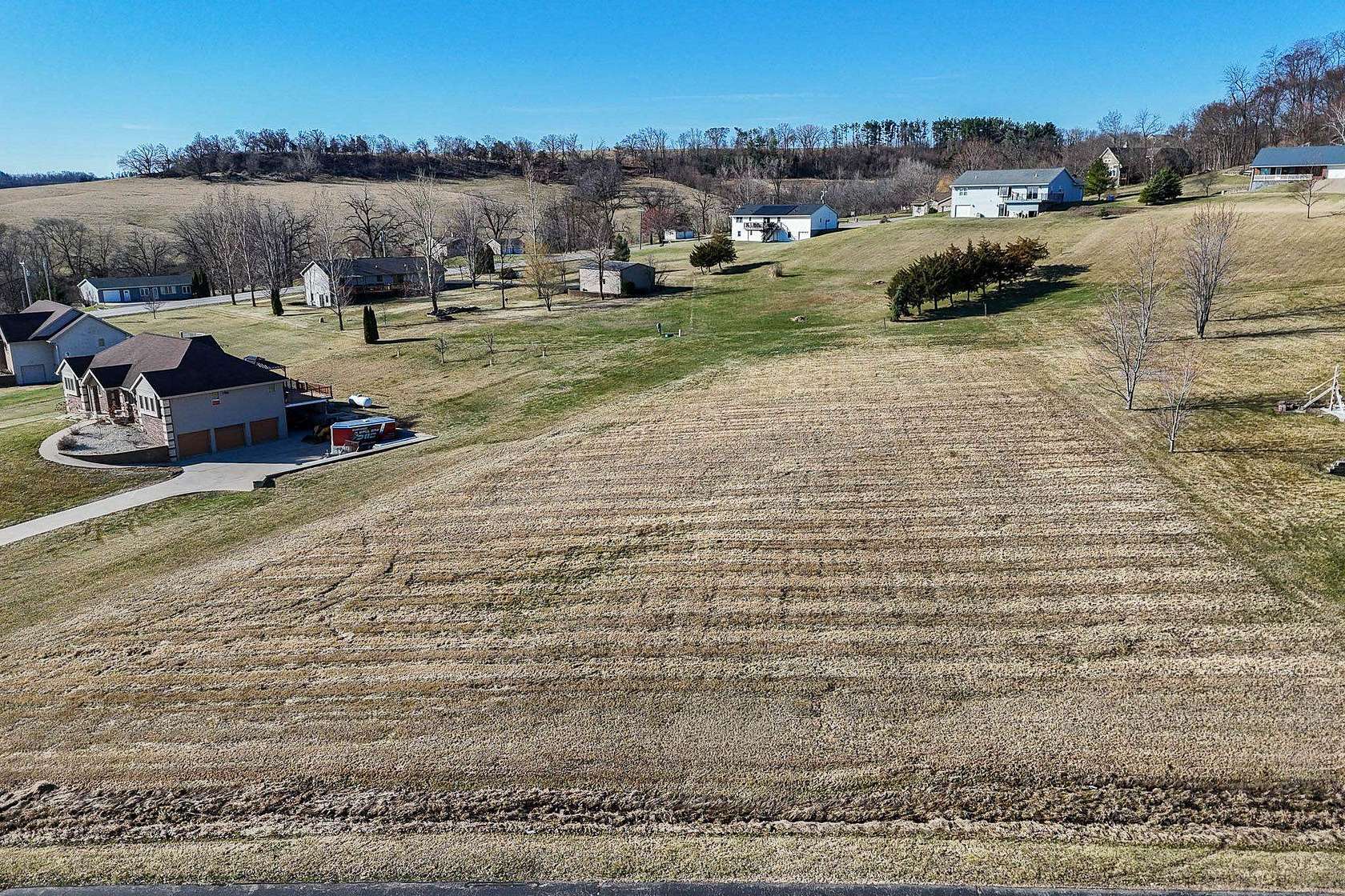 1 Acre of Residential Land for Sale in Peosta, Iowa