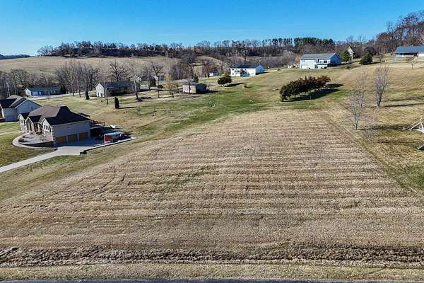 1 Acre of Residential Land for Sale in Peosta, Iowa