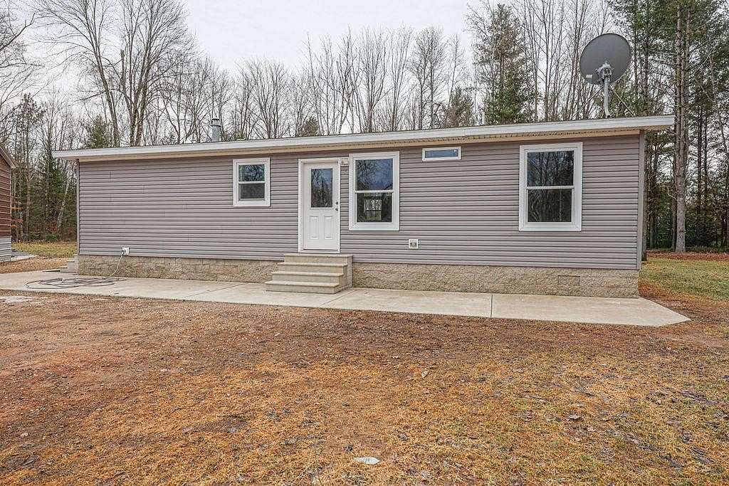 10 Acres of Recreational Land with Home for Sale in Suring, Wisconsin