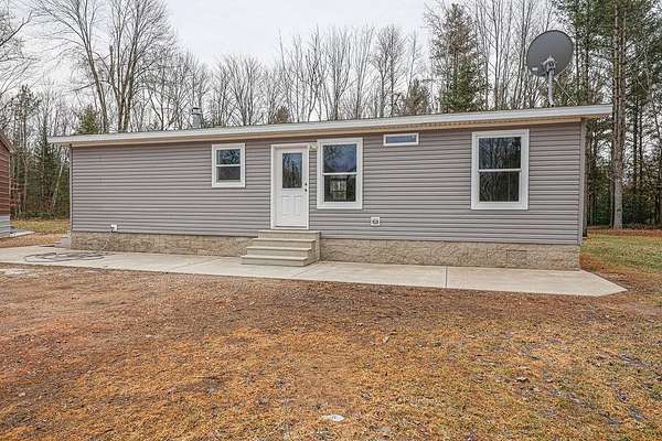 10 Acres of Recreational Land with Home for Sale in Suring, Wisconsin