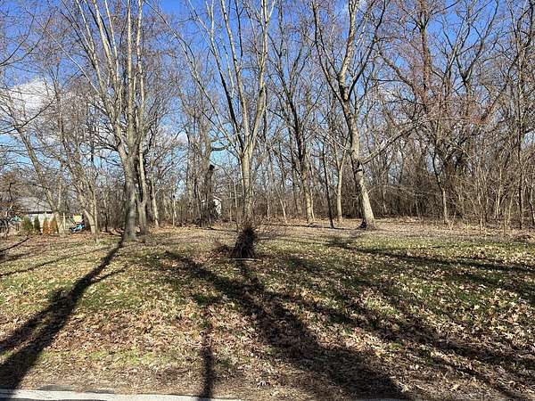 1.22 Acres of Land for Sale in Palos Park, Illinois