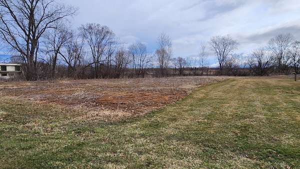 0.82 Acres of Residential Land for Sale in Pewaukee, Wisconsin
