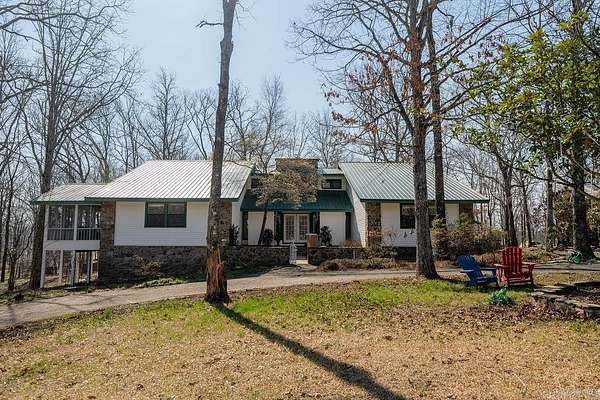 2.25 Acres of Land with Home for Sale in Edgemont, Arkansas
