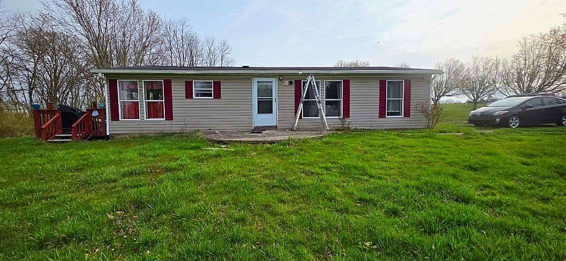 3.1 Acres of Land with Home for Sale in Cynthiana, Kentucky