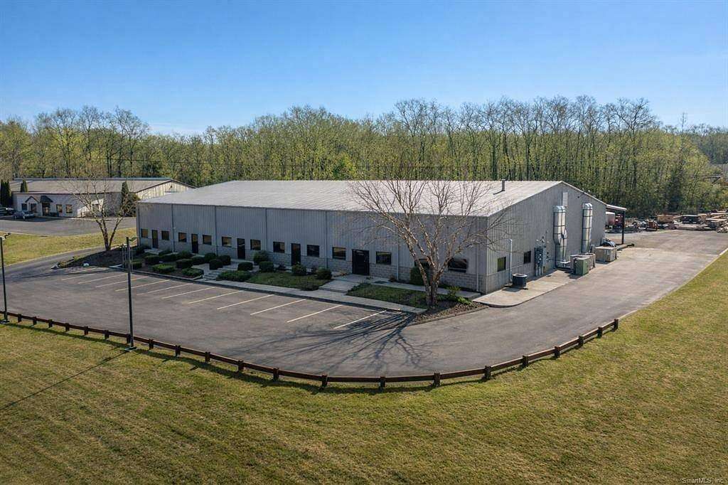 2.13 Acres of Improved Commercial Land for Sale in Plainfield, Connecticut