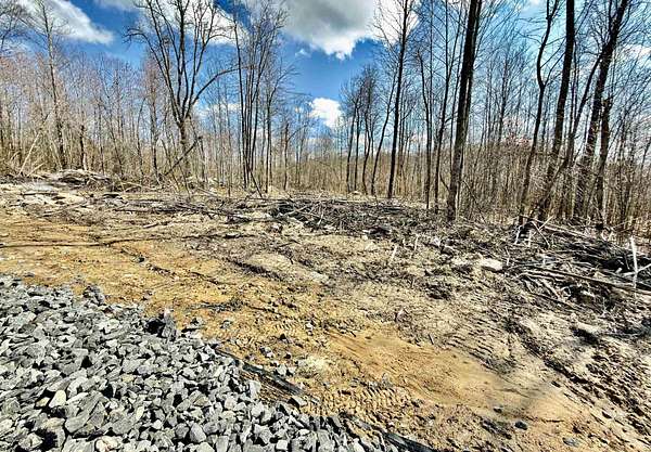 4 Acres of Residential Land for Sale in Moatsville, West Virginia