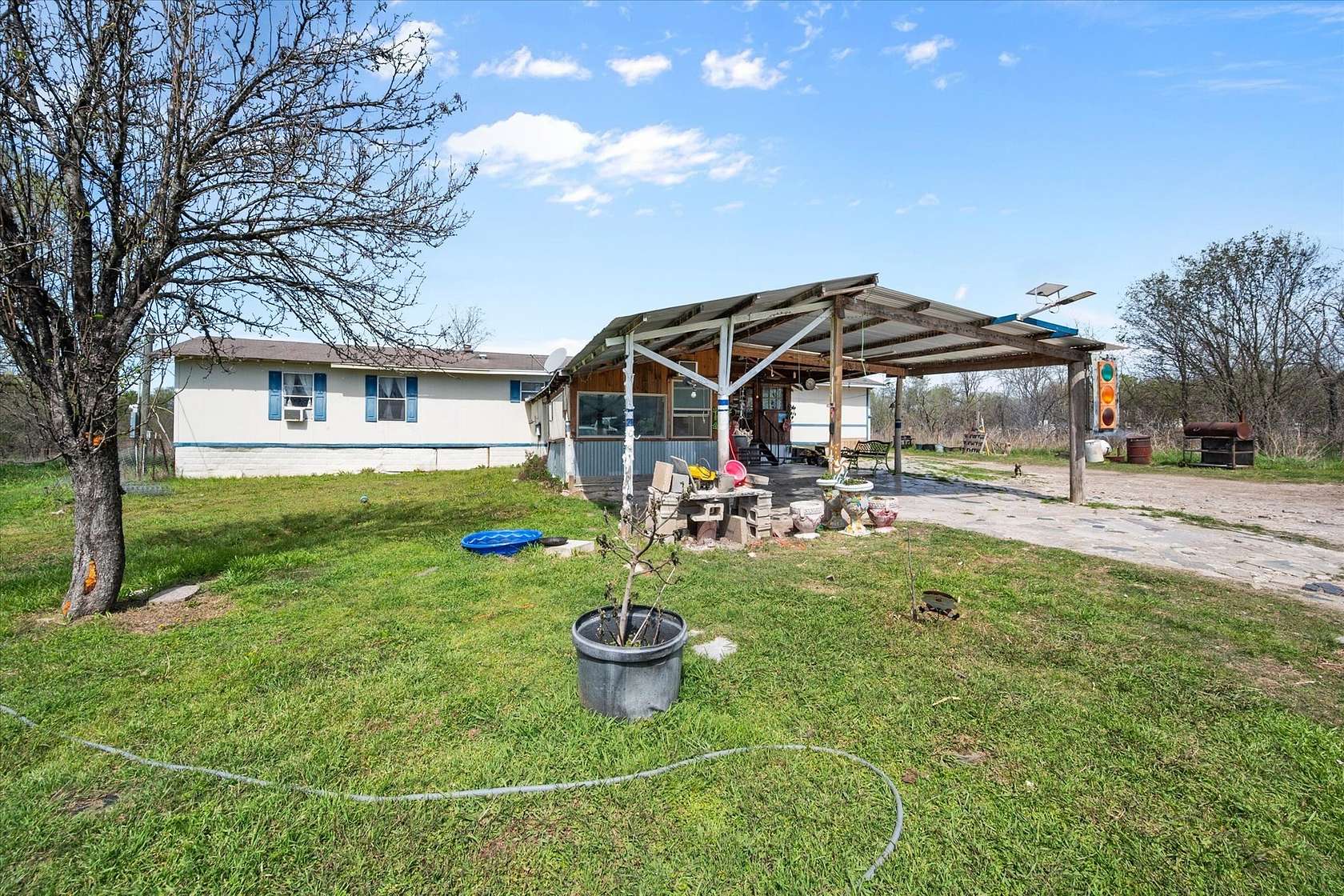 5.1 Acres of Land with Home for Sale in Corsicana, Texas