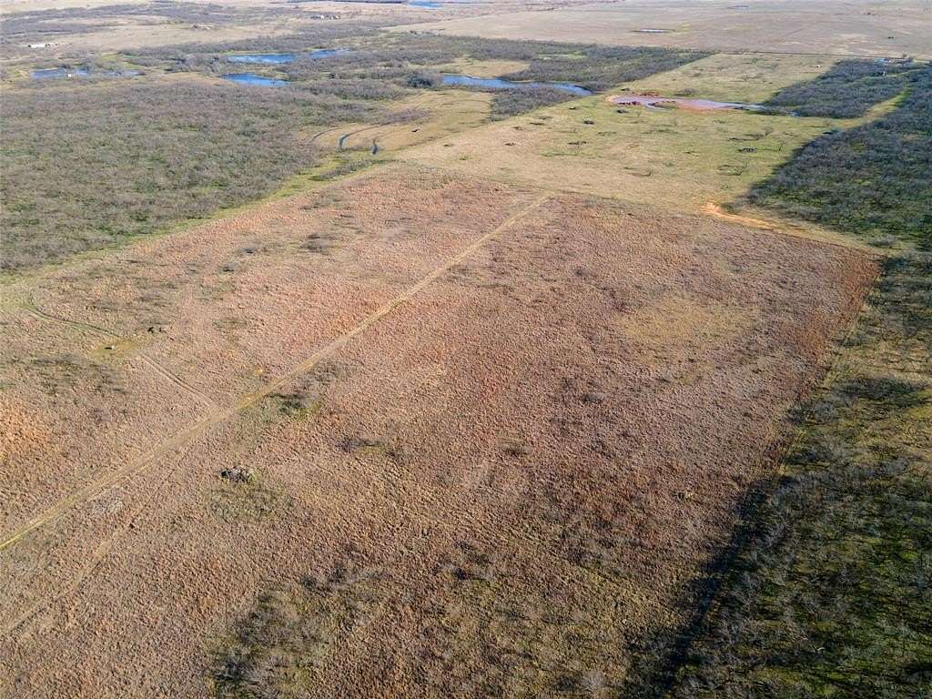 23 Acres of Land for Sale in Henrietta, Texas