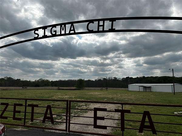 23 Acres of Commercial Land for Sale in Commerce, Texas