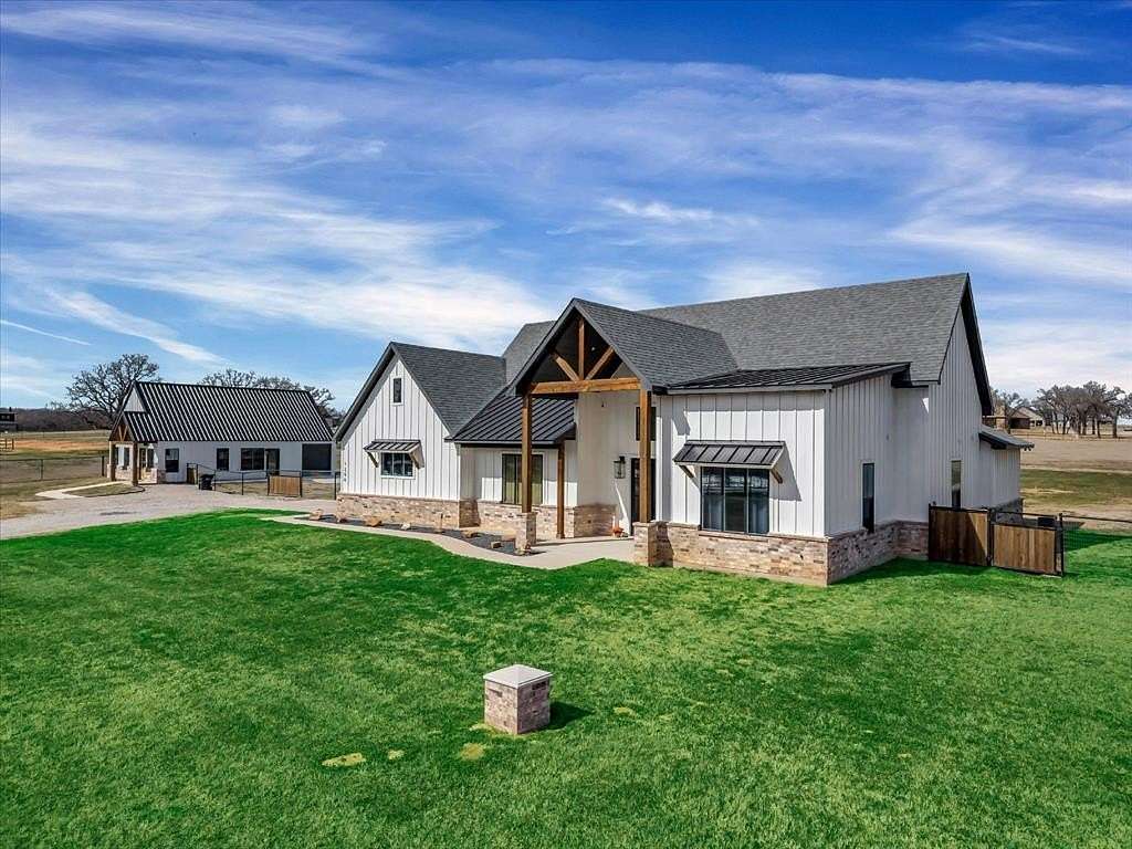 4.18 Acres of Land with Home for Sale in Poolville, Texas