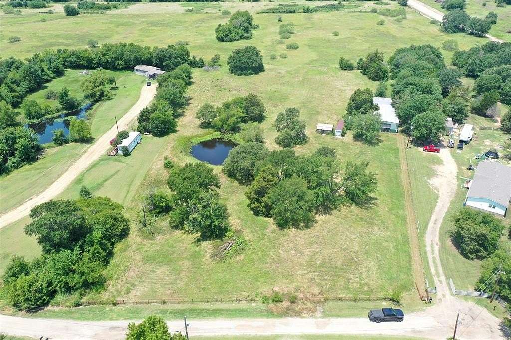 1 Acre of Residential Land for Sale in Mabank, Texas