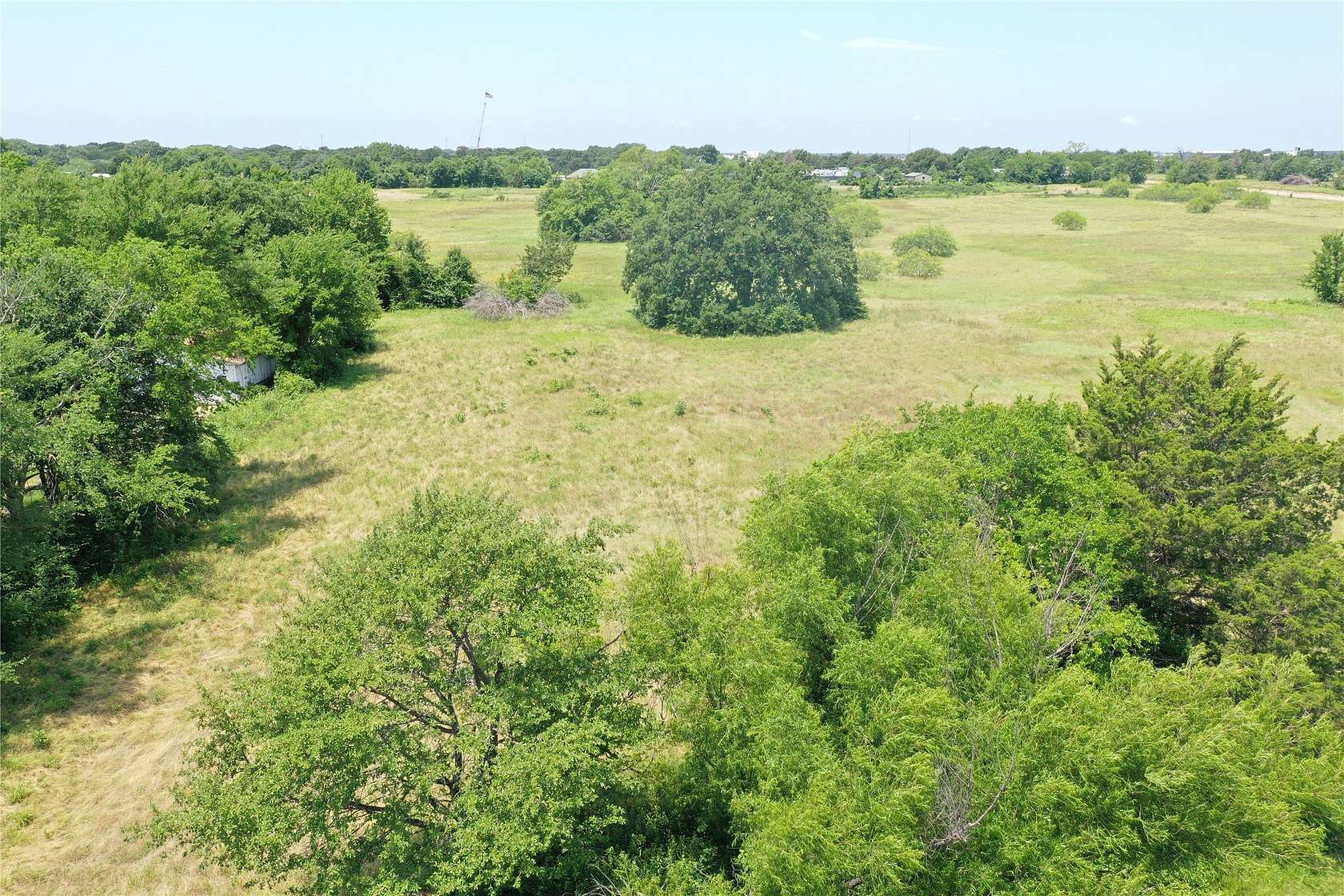 1 Acre of Residential Land for Sale in Mabank, Texas