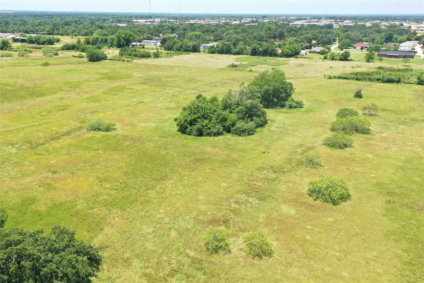 1 Acre of Residential Land for Sale in Mabank, Texas