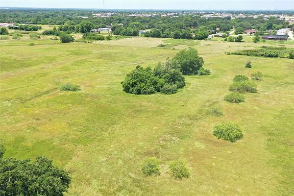 1 Acre of Residential Land for Sale in Mabank, Texas