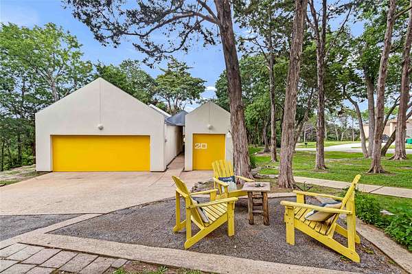 3 Acres of Land with Home for Sale in Cedar Hill, Texas