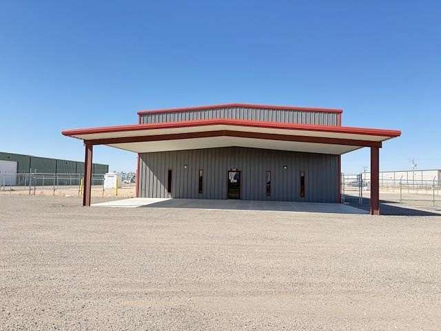 2.3 Acres of Improved Commercial Land for Sale in Midland, Texas