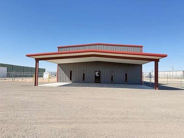 2.3 Acres of Improved Commercial Land for Sale in Midland, Texas