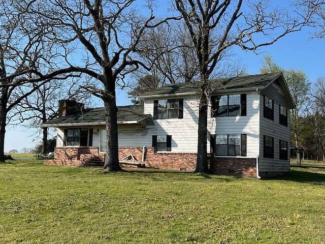 11 Acres of Land with Home for Sale in Russellville, Arkansas
