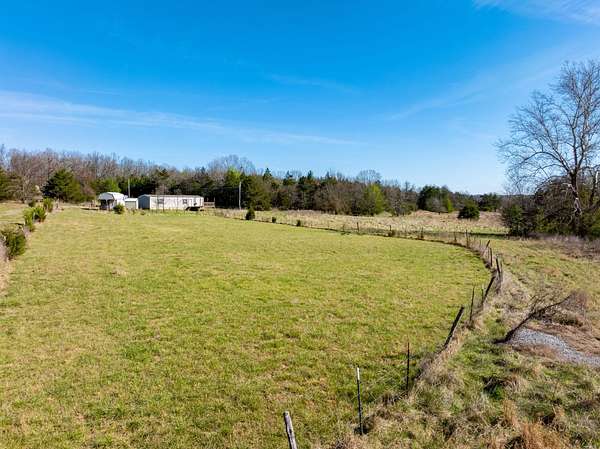 20 Acres of Land with Home for Sale in Sidney, Arkansas