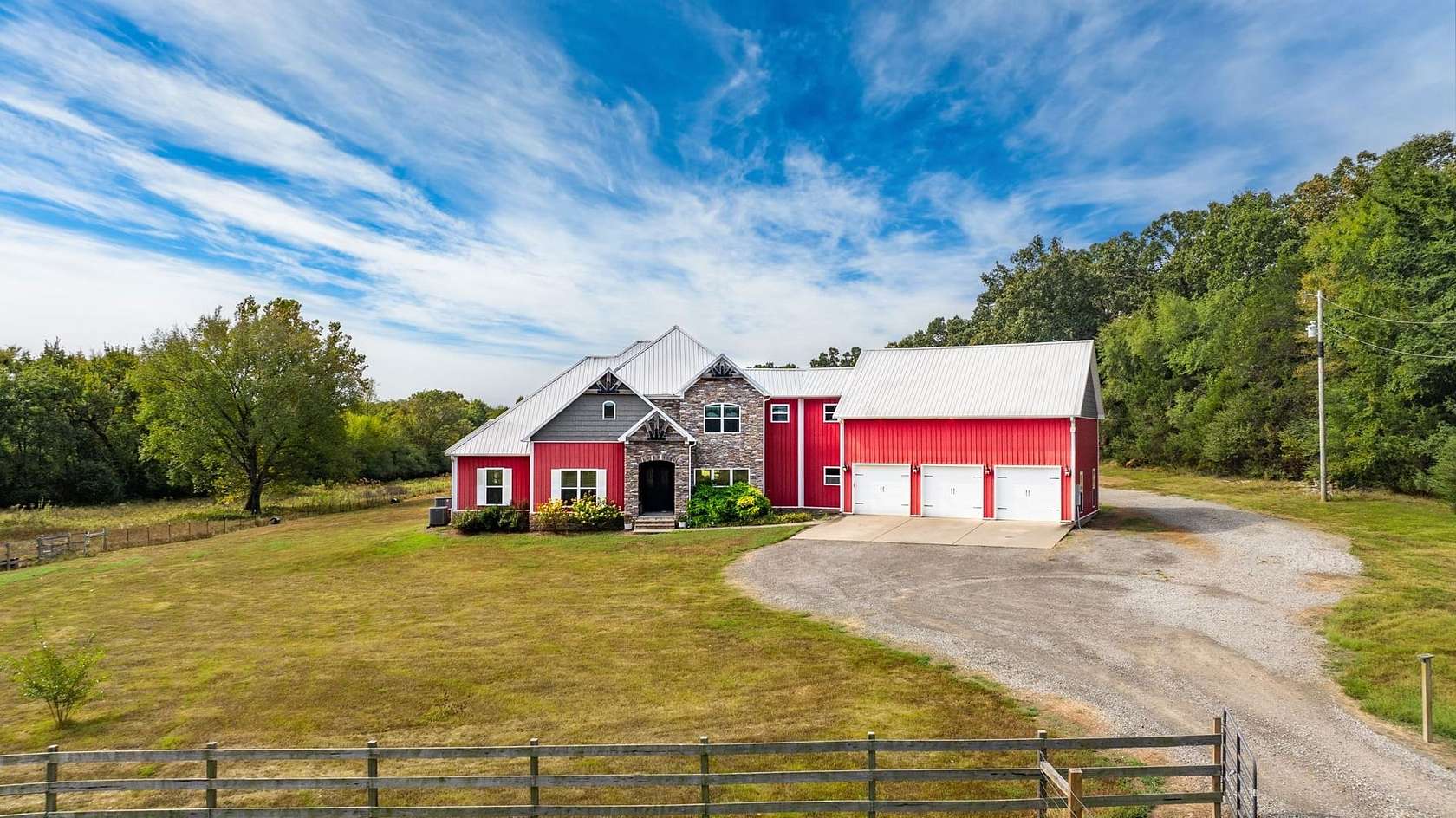 10 Acres of Land with Home for Sale in Mount Vernon, Arkansas