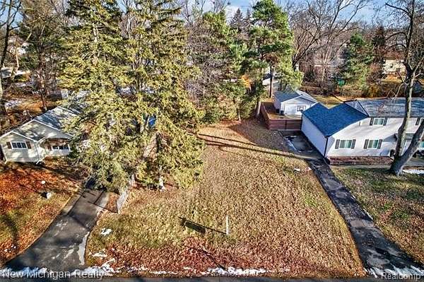0.21 Acres of Residential Land for Sale in Troy, Michigan