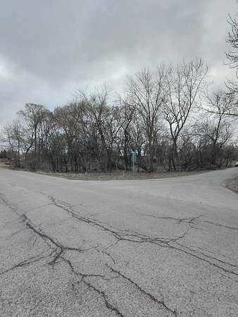0.77 Acres of Residential Land for Sale in Wauconda, Illinois